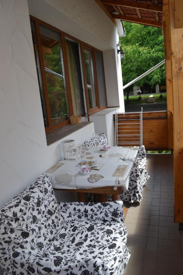 Fekete Rigo Vendeghaz Apartment Egerszalok Bagian luar foto