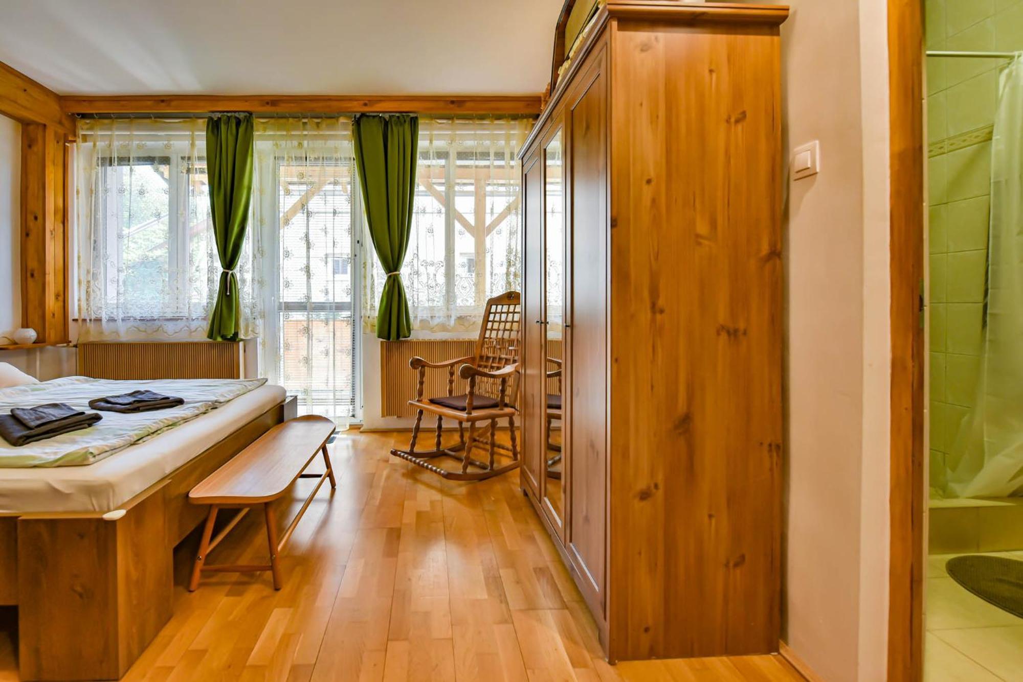 Fekete Rigo Vendeghaz Apartment Egerszalok Bagian luar foto
