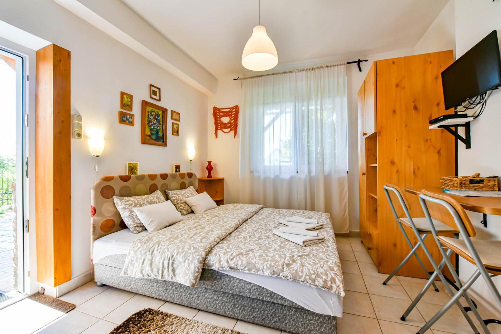 Fekete Rigo Vendeghaz Apartment Egerszalok Bagian luar foto
