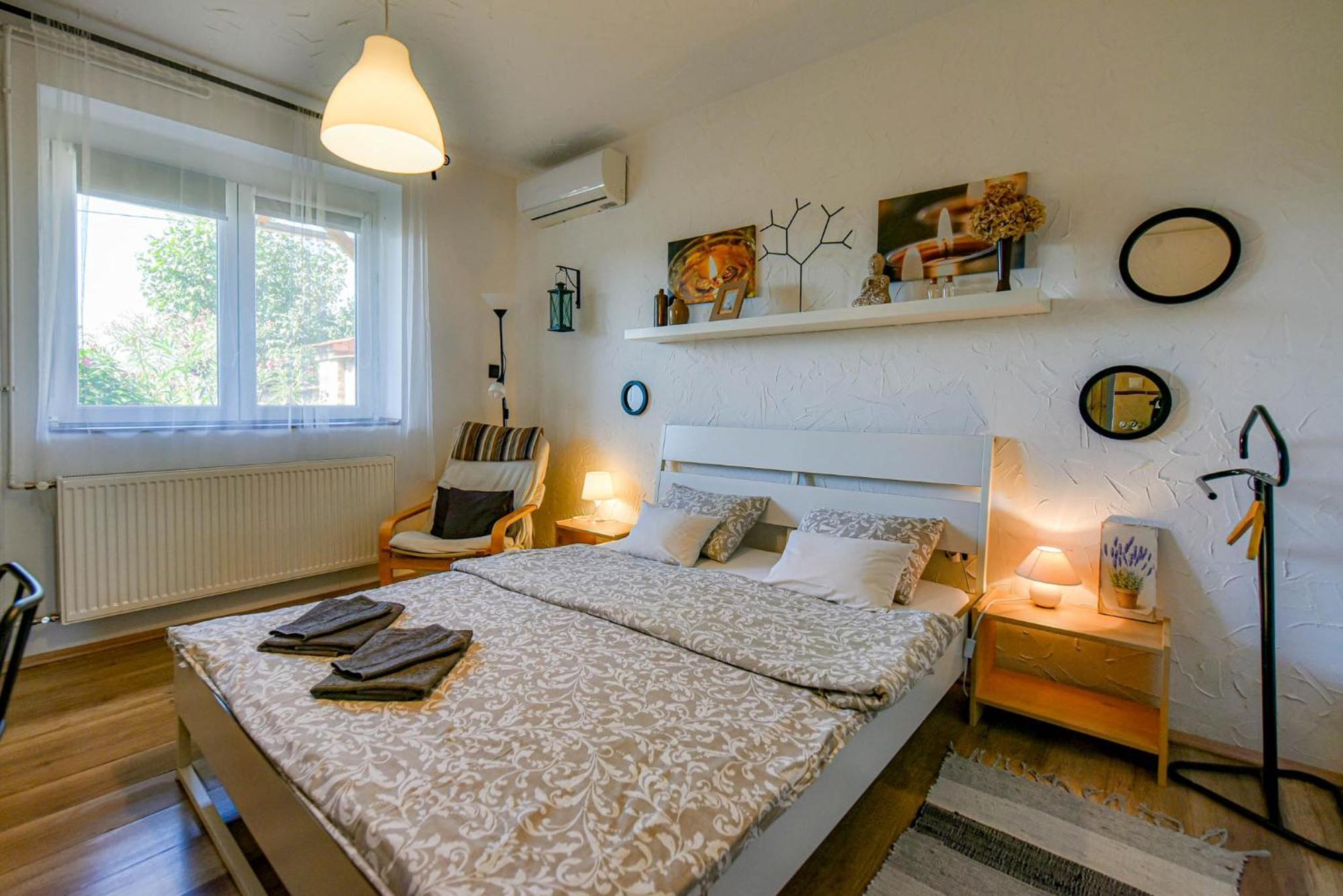 Fekete Rigo Vendeghaz Apartment Egerszalok Bagian luar foto